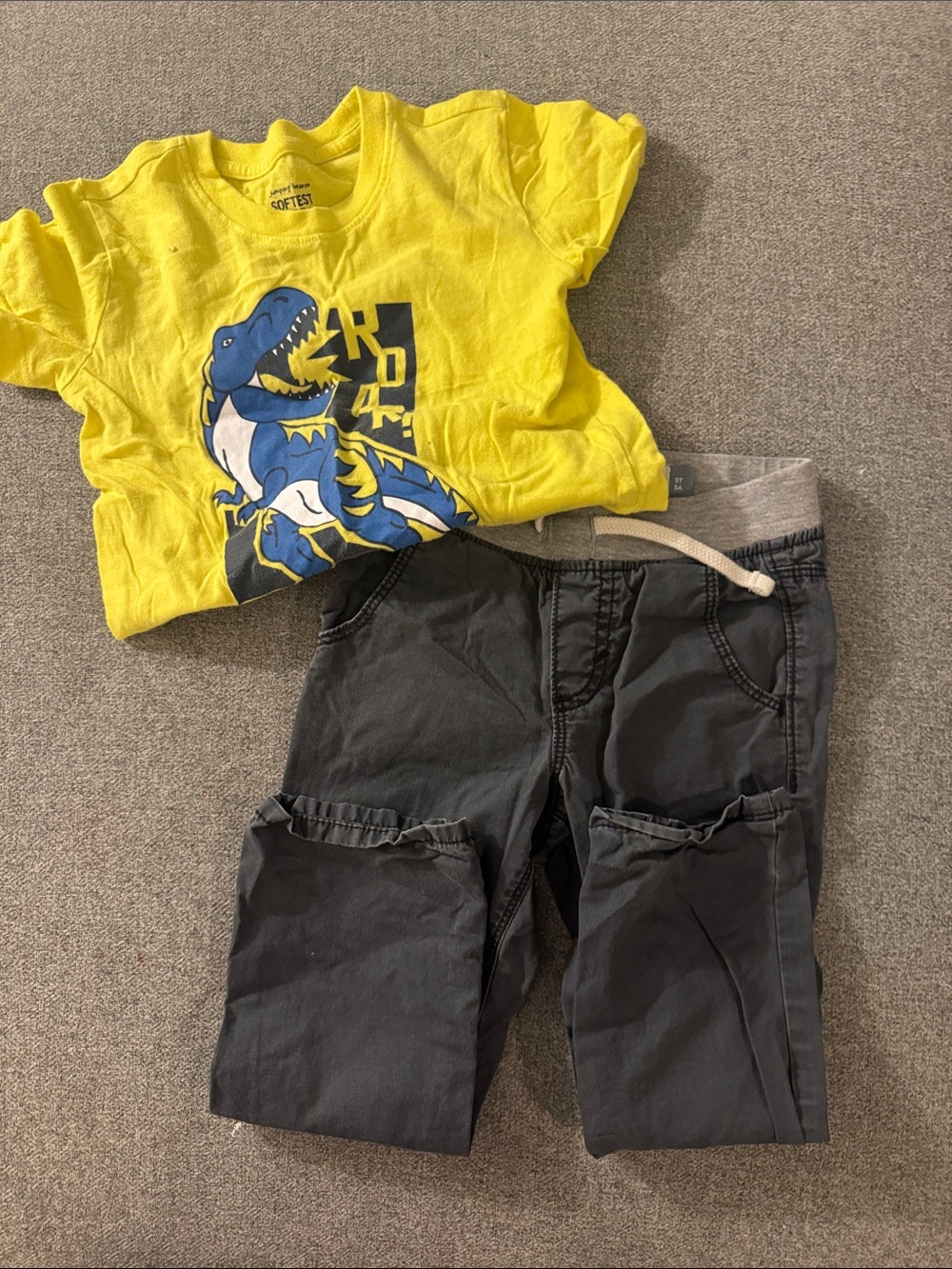 5/$15- Yellow Dino Graphic Tee and Charcoal Jogger Pants Set